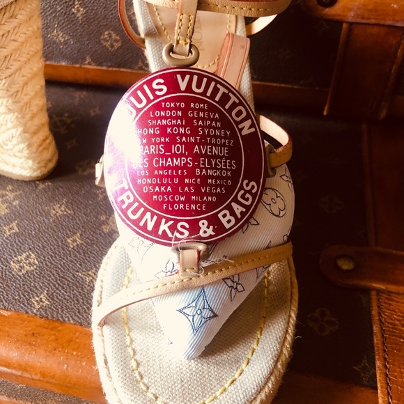 Lois Vuitton Wedges -Trunks & Bags Collection - Picture 2 of 6